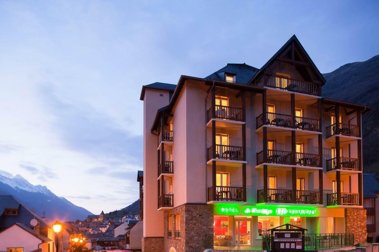 Hotel Le Montaigu ลูซ-แซ็ง-โซเวอร์ ภายนอก รูปภาพ